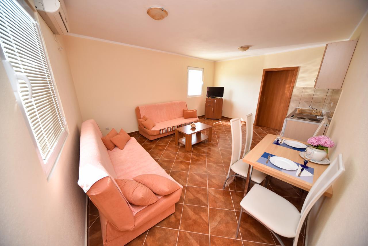 Apartmani Stanisic Čanj 외부 사진