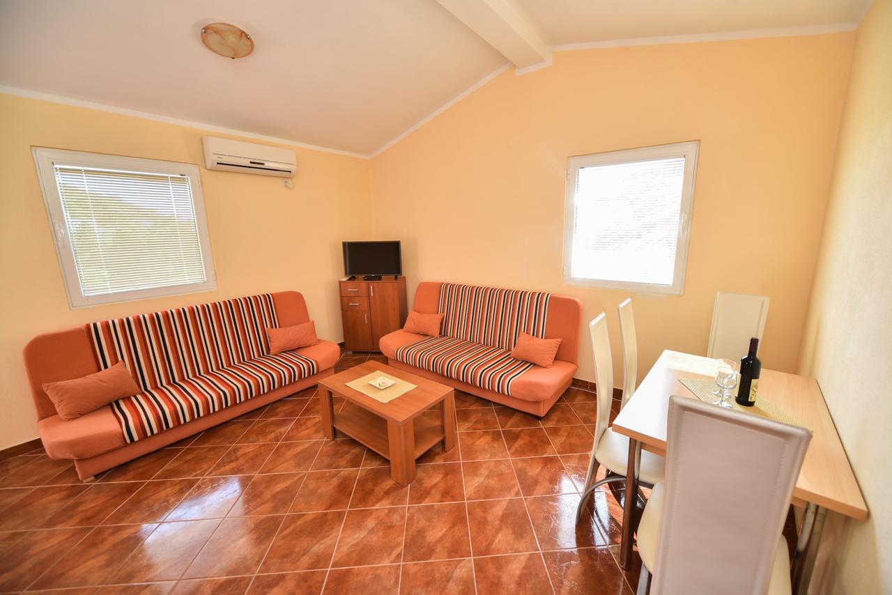 Apartmani Stanisic Čanj 외부 사진