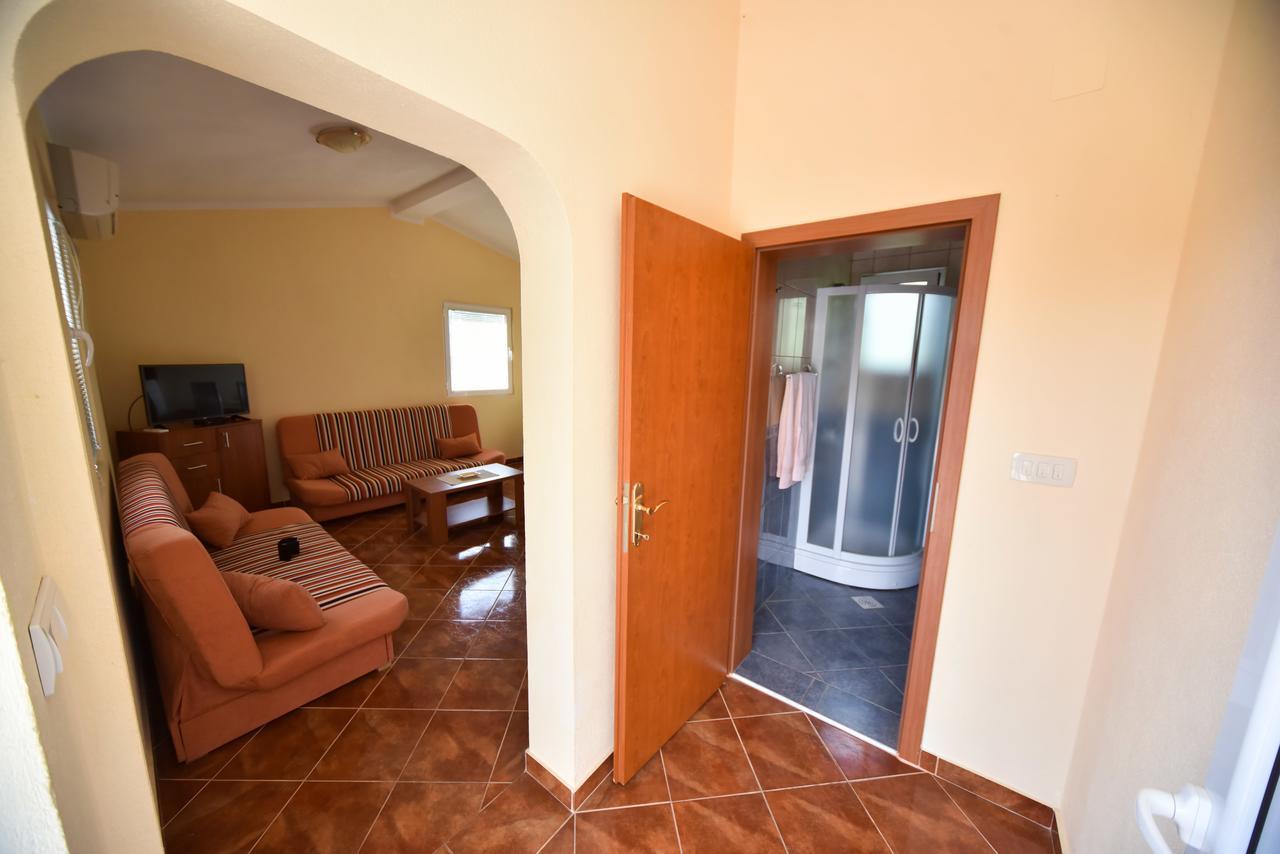 Apartmani Stanisic Čanj 외부 사진